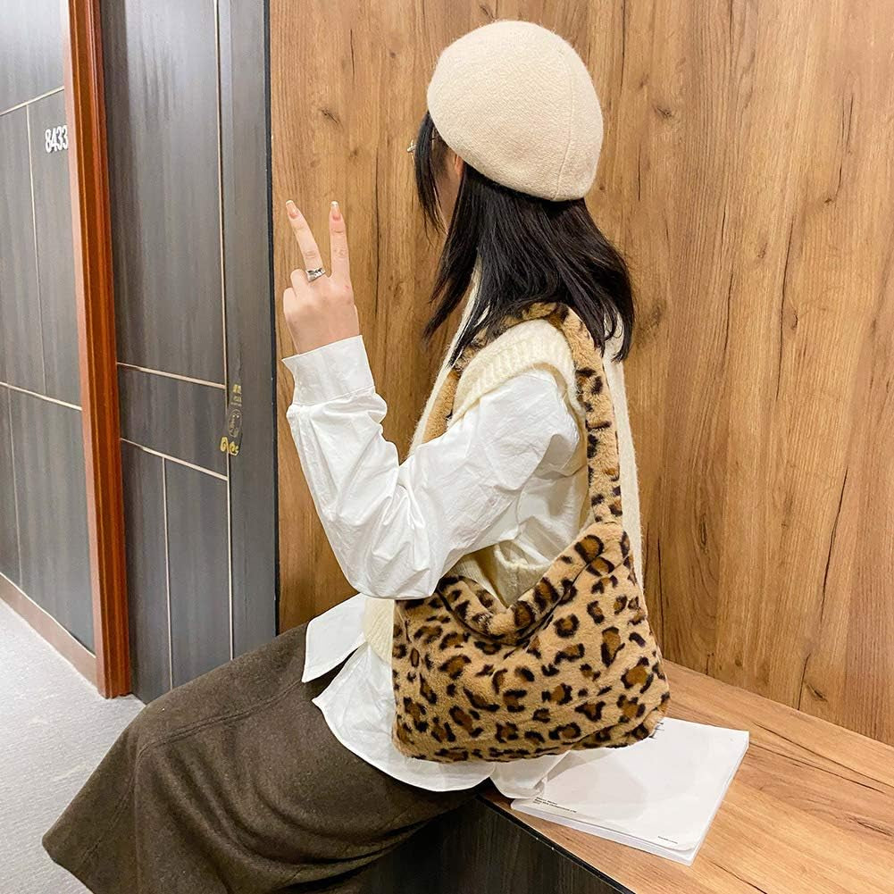 YFGBCX Plush Underarm Bag, Ladies Fluffy Shoulder Bag, Women Y2K Furry Purse Fluffy Tote for Autumn and Winter