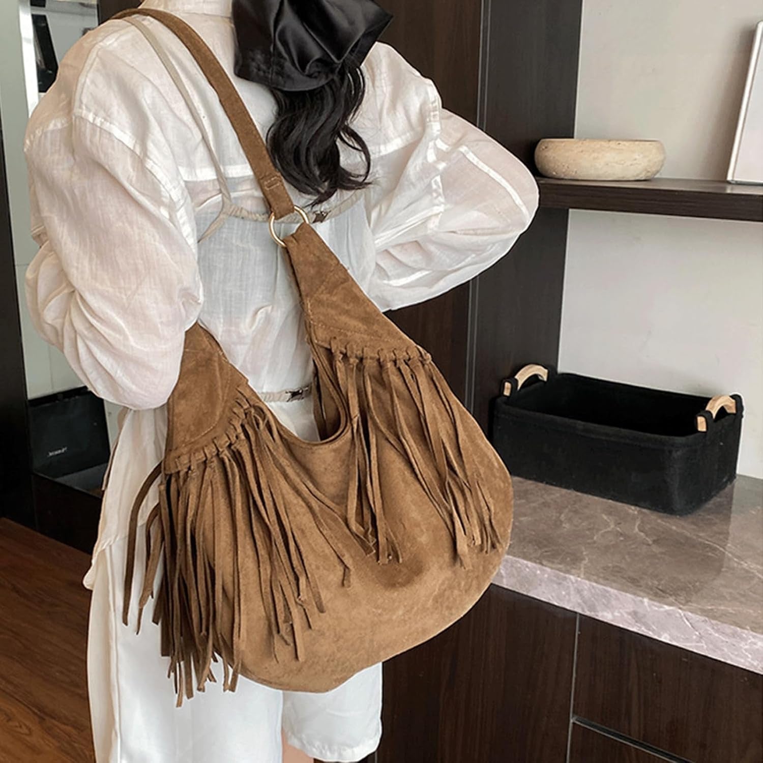Spacious Suede Fringe Shoulder Bag for Women Vintage Slouchy Hobo Tote Purse Western Fringe Handbag