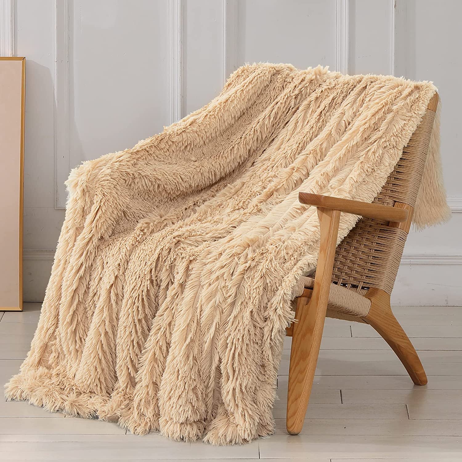 Tuddrom Decorative Extra Soft Faux Fur Throw Blanket 50"X60",Solid Reversible Fuzzy Lightweight Long Hair Shaggy Blanket,Fluffy Cozy Plush Fleece Comfy Microfiber Blanket for Couch Sofa Bed,Khaki