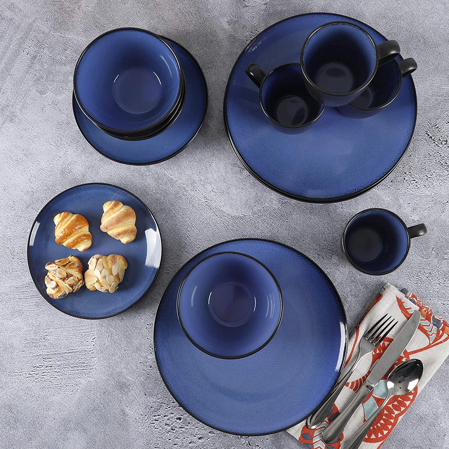 (16Pc) Gibson Soho Lounge round Reactive Glaze Stoneware Dinnerware Set, Service