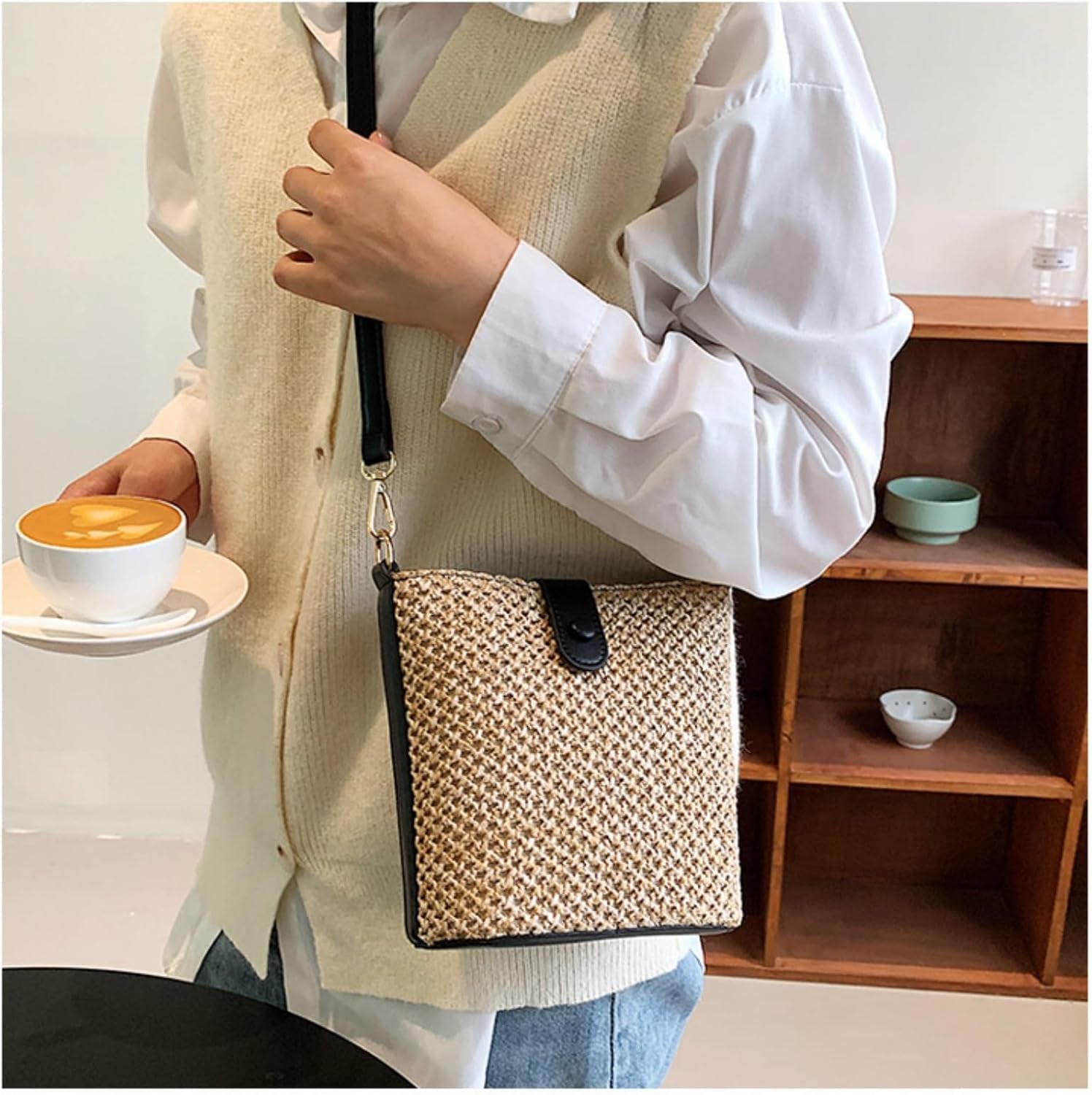 Women 2025 Summer Purse Straw Woven Cross Body Bucket Bag Trendy Shoulder Handbag Casual Tote Travel Beach