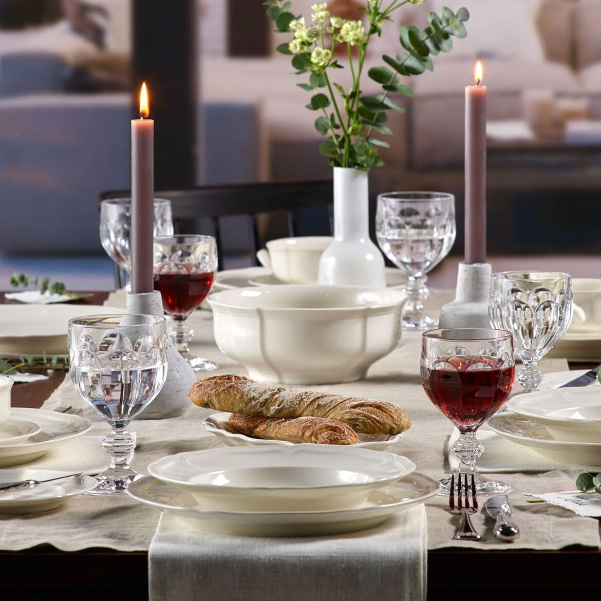 Villeroy & Boch Manoir 18-Piece Dinnerware Set, Plates & Bowls, Premium Porcelai