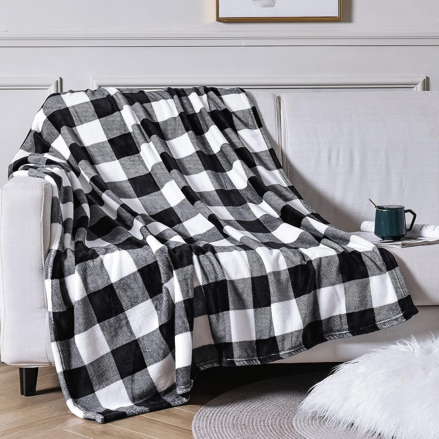 Vessia Large Black and White Plaid Throw Blanket - 300GSM Buffalo Plaid Flannel Blanket - Super Soft Cozy Lightweight Microfiber Check Blanket(50X70 Inches) for Couch and Sofa…